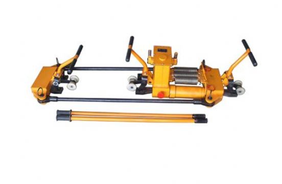 點擊查看詳細信息<br>標題：YTF-400Ⅱ型液壓軌縫調(diào)整器 閱讀次數(shù)：1968