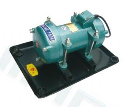 點擊查看詳細信息<br>標題： ZW7/10附著式振動器 閱讀次數(shù)：1872
